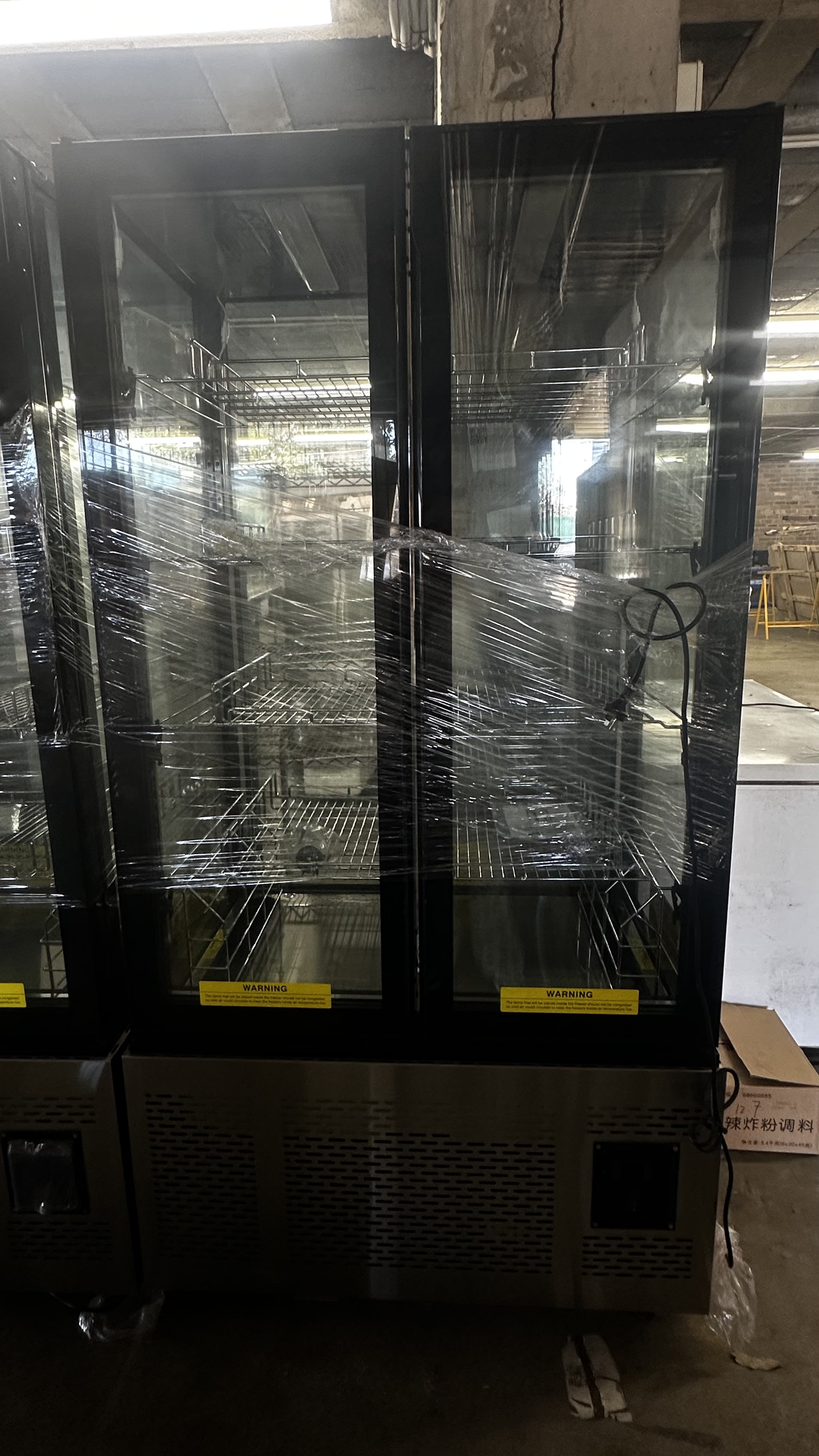Commercial Single Glass Door Display Freezer — image 2